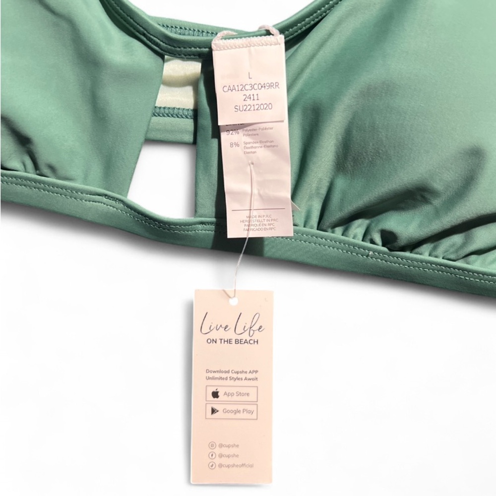 Women's Green Cupshe Bikini Set - Picture 3 of 4